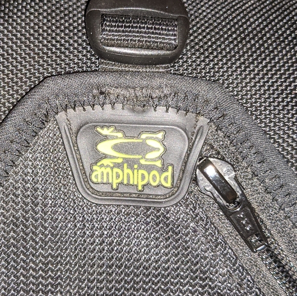 Amphipod Hydration/Running Waist Belt - Picture 2 of 4